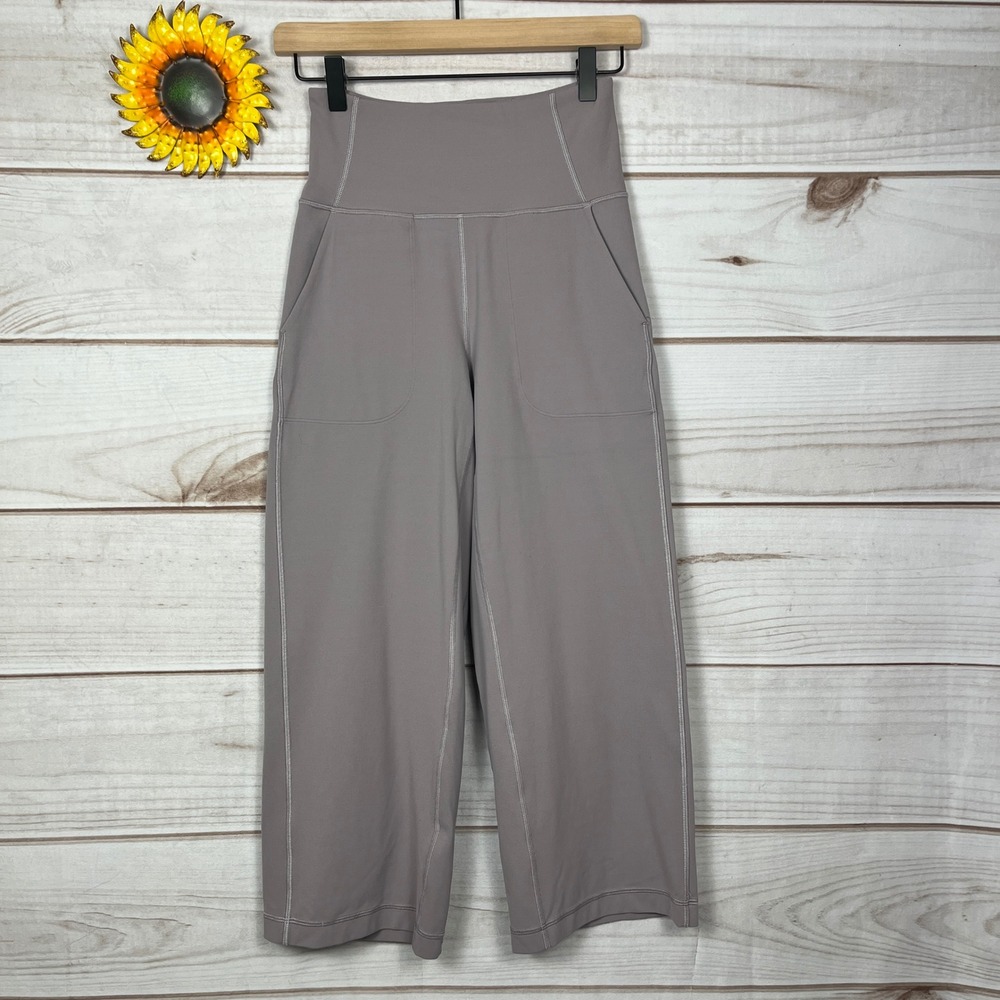 Lululemon High-Rise Wide-Leg Culottes Crop 23 Purple Gray Nulu Yoga Pants 4